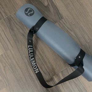 Lululemon 5mm Yoga Mat